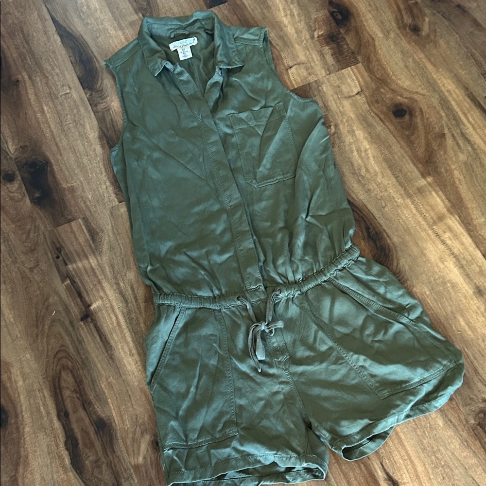 Sleeveless Olive Jumpsuit-Romper